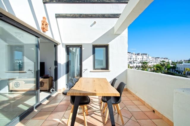 2 soverom Penthouse til salgs i Selwo, Estepona med svømmebasseng garasje - € 495 000 (Ref: 8826295)