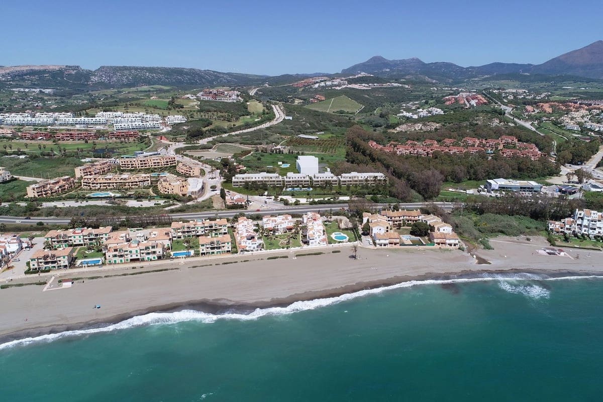 3 soverom Penthouse til salgs i Bahia de Casares med svømmebasseng garasje - € 545 000 (Ref: 8826298)