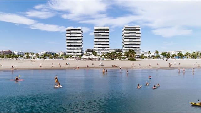 4 makuuhuone Kattohuoneisto myytävänä paikassa Carretera de Cadiz, Málaga kaupunki mukana uima-altaan 
autotalli - 5 942 000 € (Ref: 8863173)