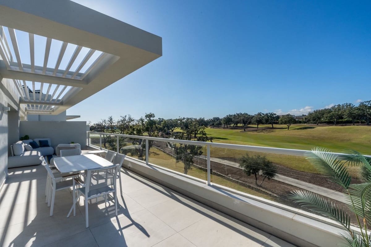 3 soveværelse Penthouse til salg i Manilva med swimmingpool garage - € 650.000 (Ref: 8891538)