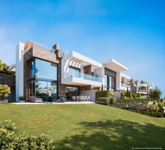 4 bedroom Townhouse for sale in Marbella with pool garage - € 1,675,000 (Ref: 8913670)