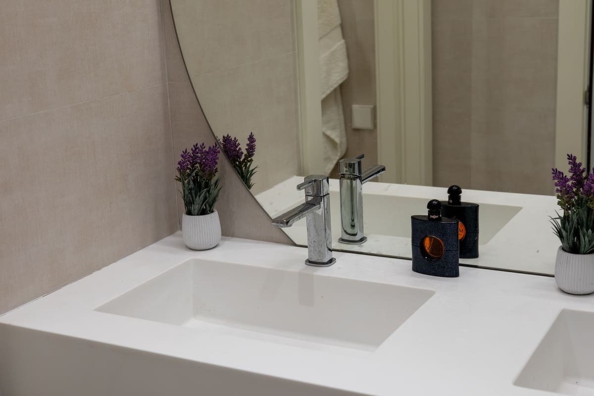 4 bedroom Penthouse for sale in Marbella with pool - € 1,150,000 (Ref: 8940763)