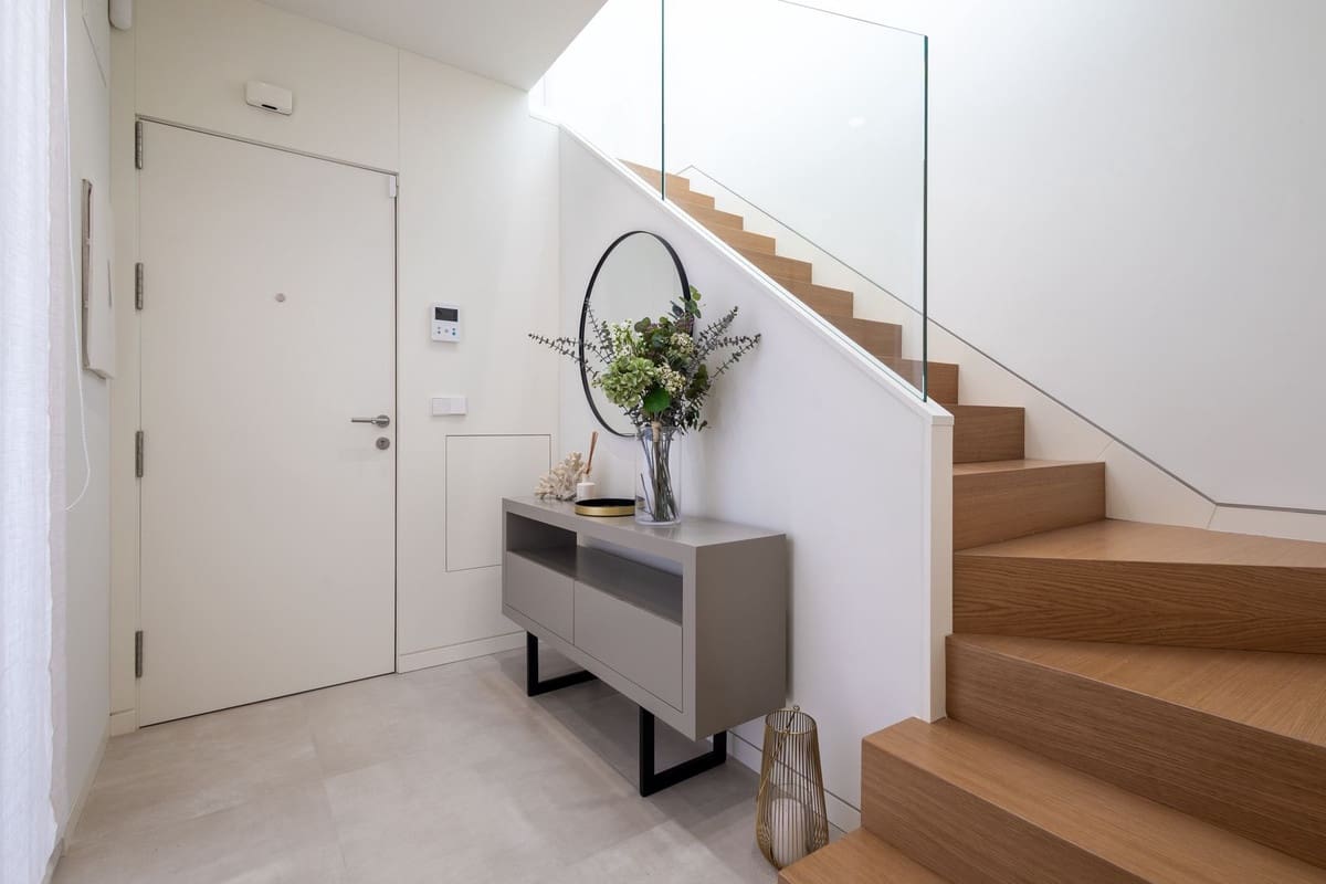 4 bedroom Penthouse for sale in Marbella with pool - € 1,150,000 (Ref: 8940763)