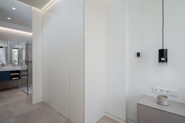 4 Zimmer Penthouse zu verkaufen in Marbella mit Pool - 1.150.000 € (Ref: 8940763)