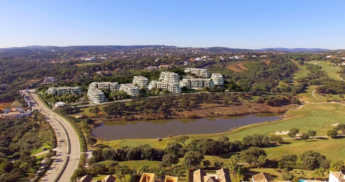 2 soveværelse Lejlighed til salg i Sotogrande med swimmingpool garage - € 950.000 (Ref: 8944942)