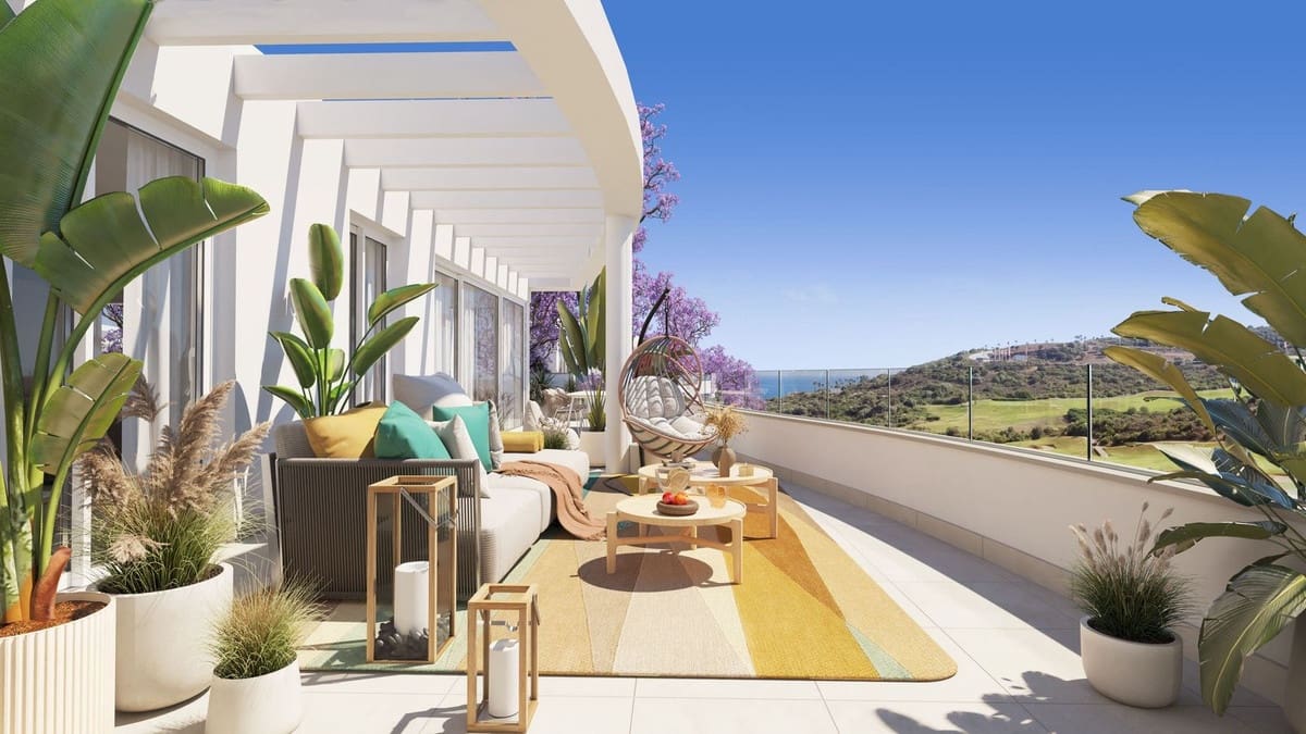 2 slaapkamer Penthouse te koop in La Alcaidesa met zwembad garage - € 709.000 (Ref: 8947426)