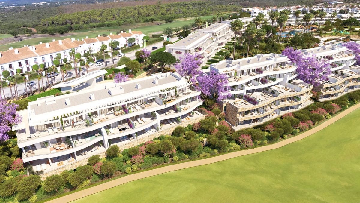 2 slaapkamer Penthouse te koop in La Alcaidesa met zwembad garage - € 709.000 (Ref: 8947426)