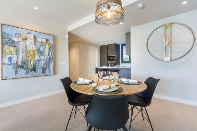 3 sypialnia Apartament na sprzedaż w Estepona z basenem garażem - 499 000 € (Ref: 8953419)