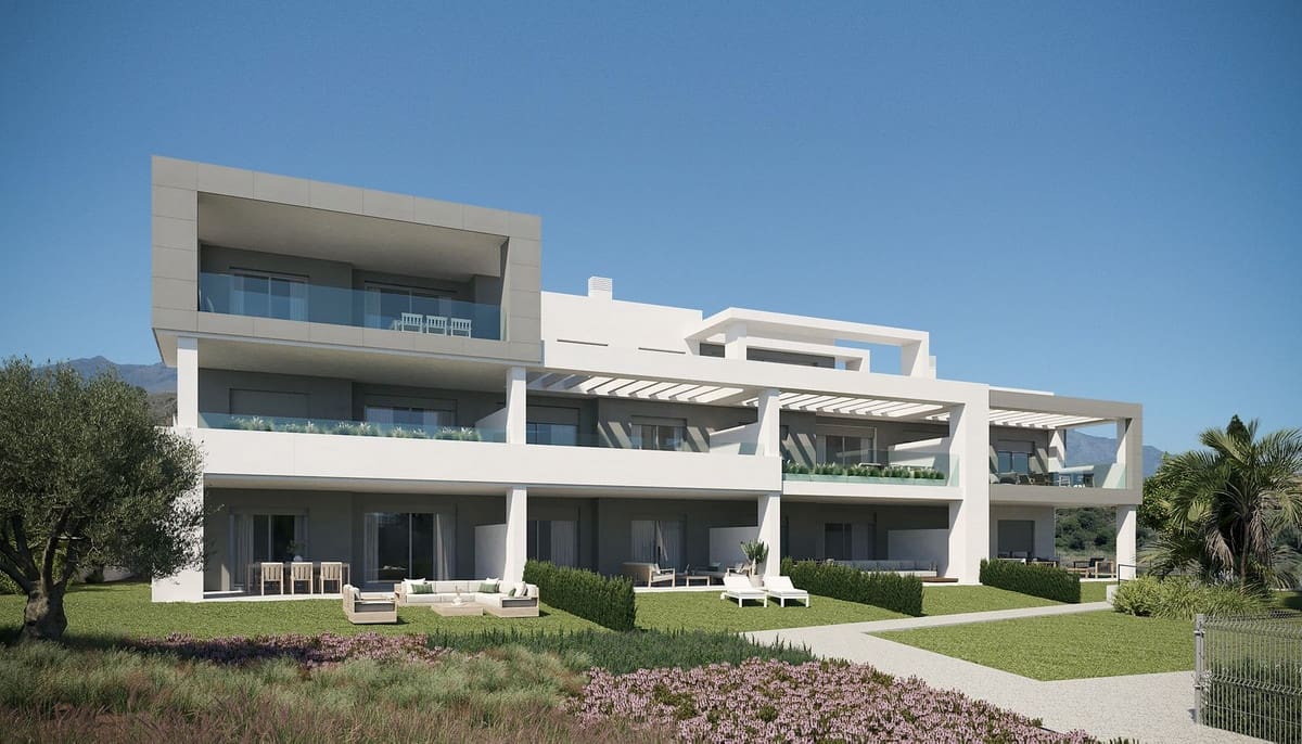 2 soveværelse Lejlighed til salg i Estepona med swimmingpool garage - € 568.000 (Ref: 8956185)