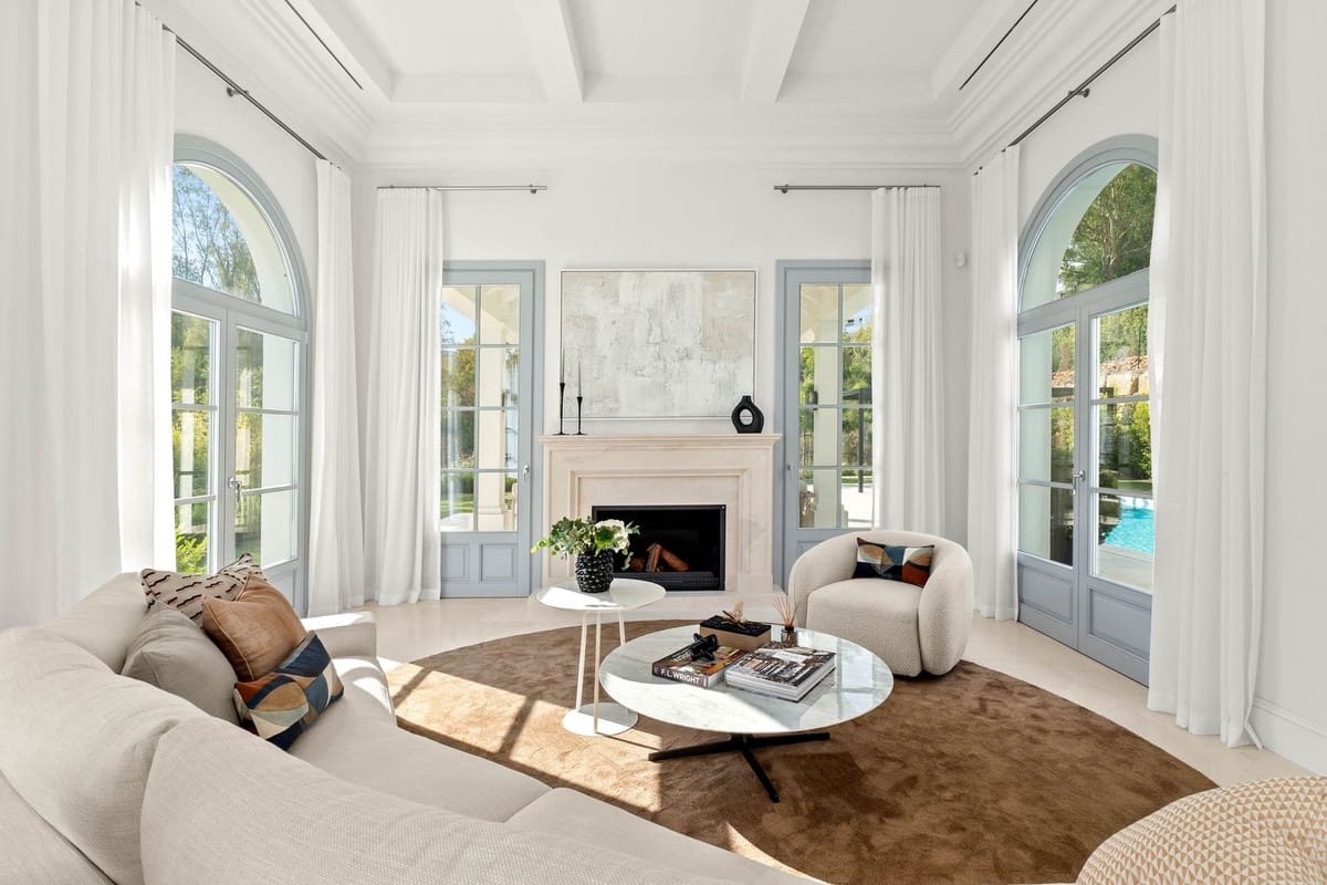 4 bedroom Villa for sale in Marbella with pool garage - € 4,595,000 (Ref: 8960525)