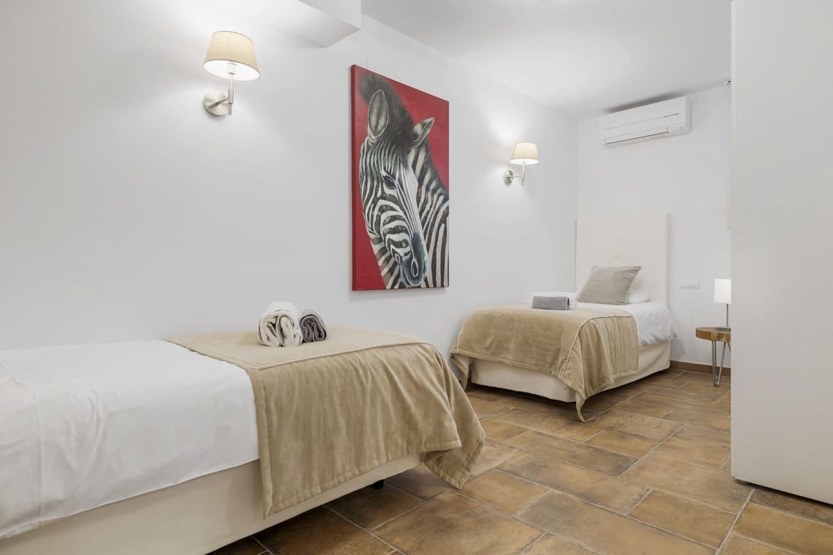 Casa de 5 habitaciones en Benahavís en venta con piscina garaje - 1.095.000 € (Ref: 8967288)