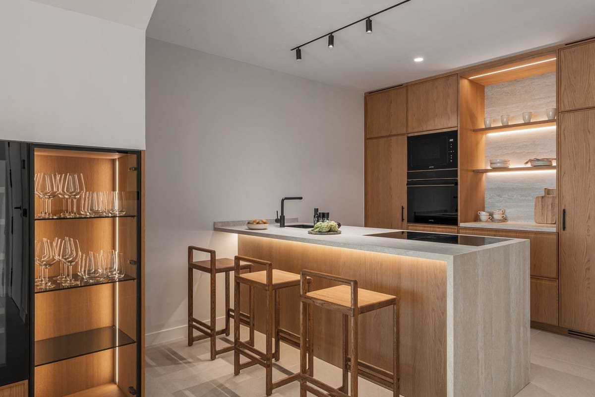 3 sypialnia Dom na sprzedaż w Benahavis z basenem garażem - 1 750 000 € (Ref: 8977477)