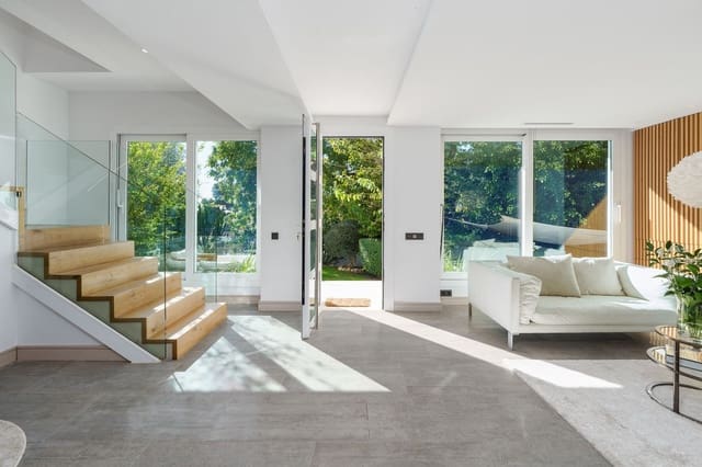 6 chambre Villa/Maison à vendre à Nueva Andalucia, Marbella avec piscine garage - 2 590 000 € (Ref: 8983091)