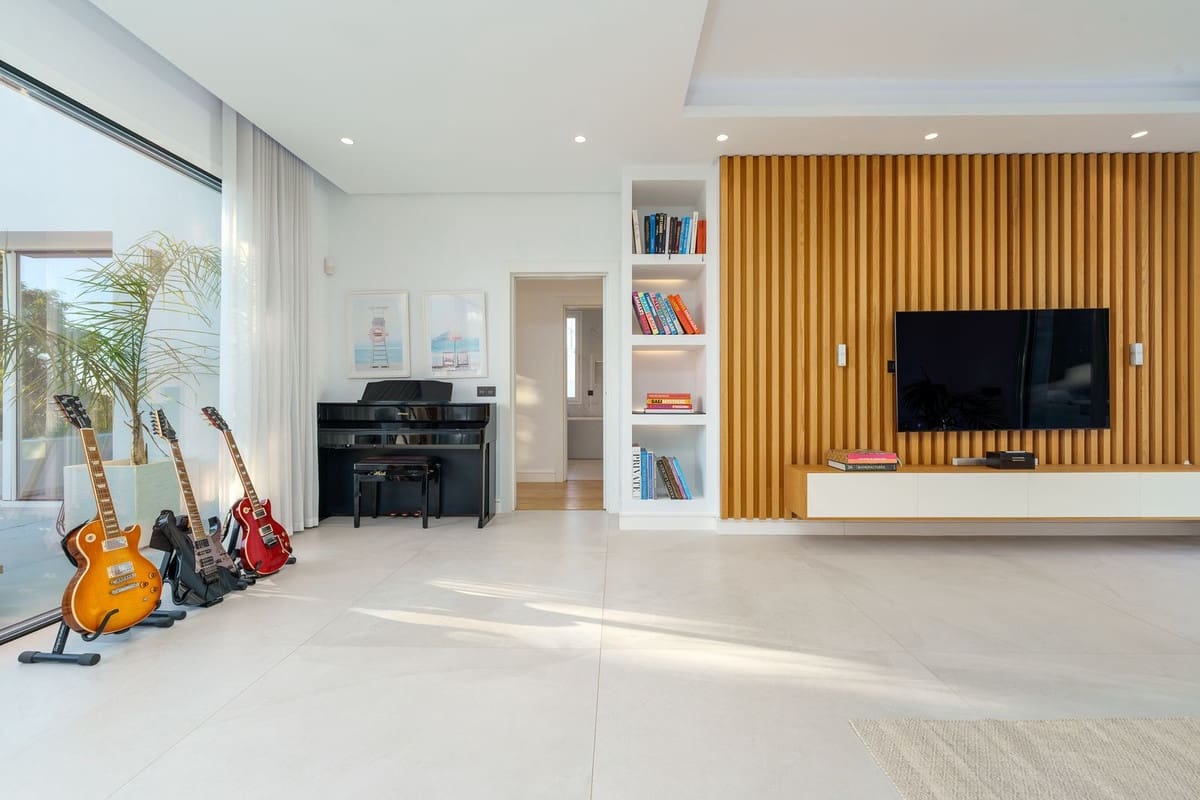 6 soveværelse Villa til salg i Nueva Andalucia med swimmingpool garage - € 2.590.000 (Ref: 8983091)