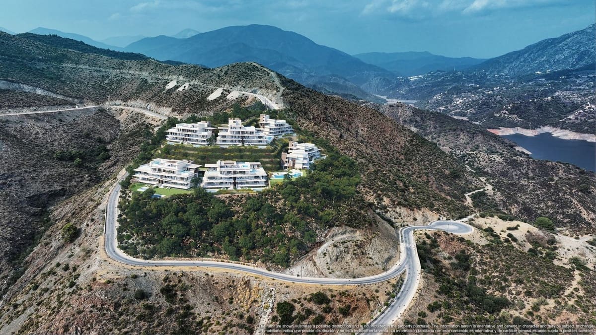 Apartamento de 3 habitaciones en Benahavís en venta con piscina garaje - 1.990.000 € (Ref: 9003769)