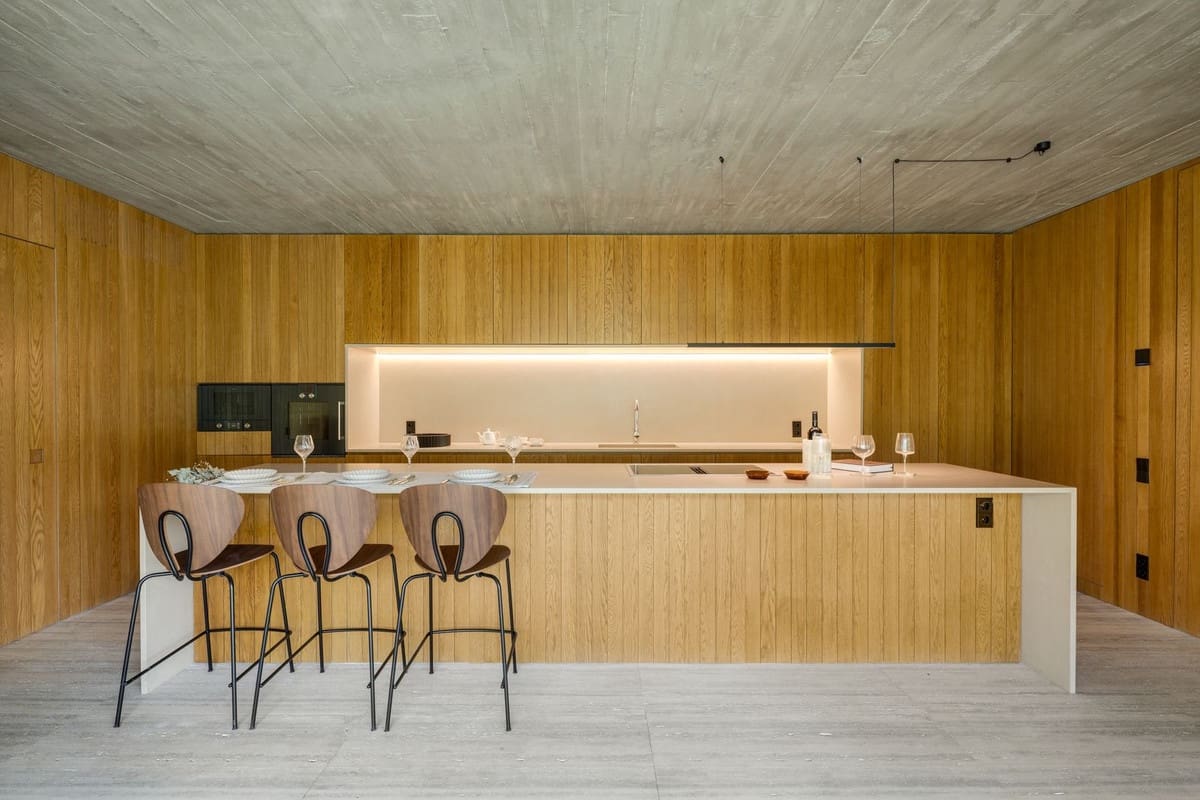 7 bedroom Villa for sale in Benahavis with pool garage - € 10,800,000 (Ref: 9009900)