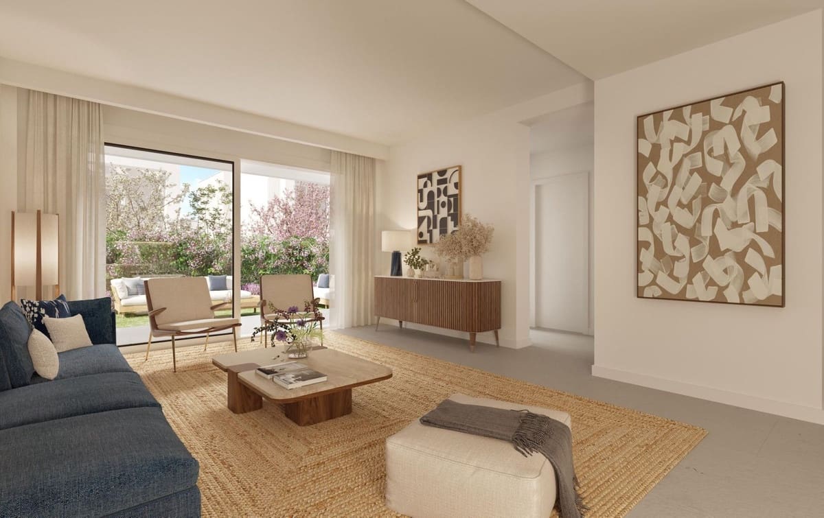 4 quarto Casa em Banda para venda em Marbella com piscina garagem - 1 250 000 € (Ref: 9015579)