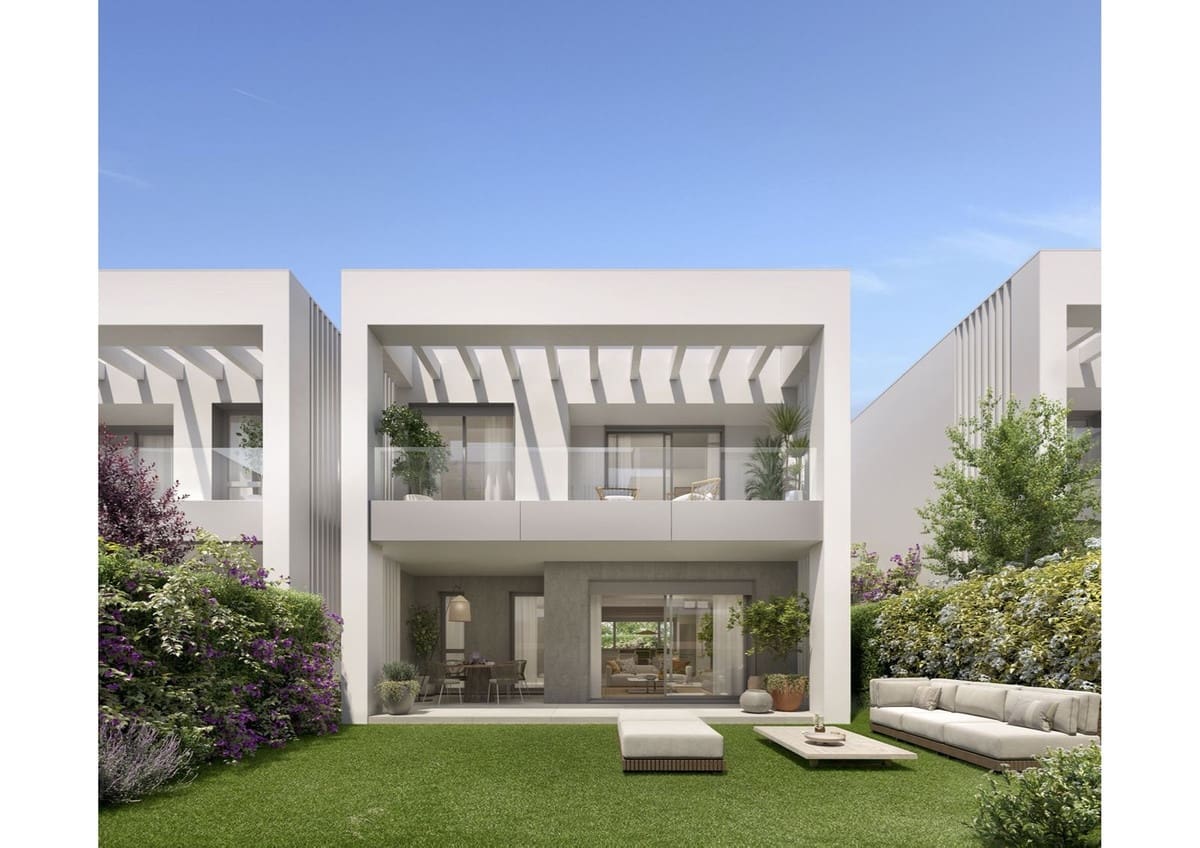3 soveværelse Byhus til salg i Marbella med swimmingpool garage - € 1.900.000 (Ref: 9015579)
