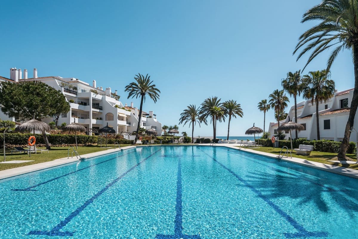 3 makuuhuone Huoneisto myytävänä paikassa Golden Mile mukana uima-altaan 
autotalli - 2 750 000 € (Ref: 9021904)