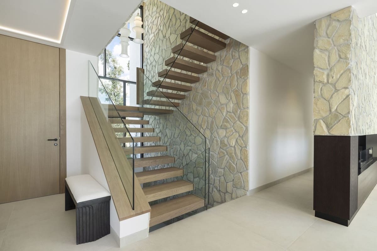 5 slaapkamer Villa te koop in La Quinta met zwembad garage - € 5.750.000 (Ref: 9025074)