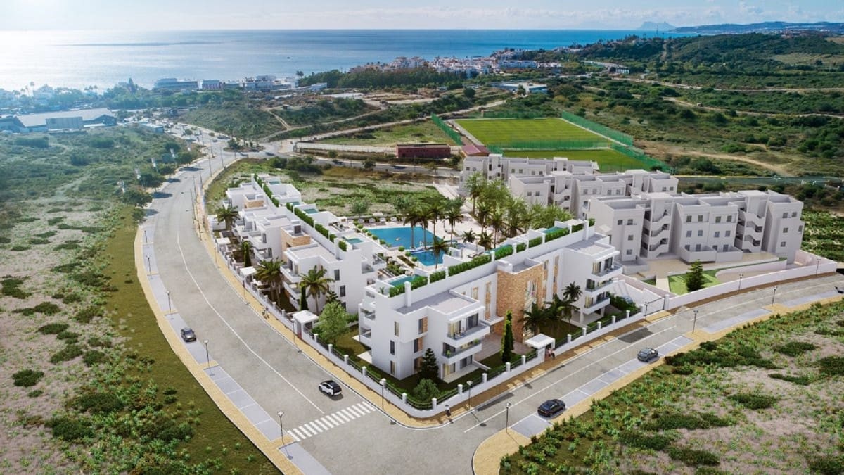 2 soverom Penthouse til salgs i Estepona med svømmebasseng garasje - € 975 000 (Ref: 9028724)