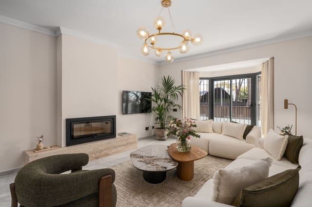 6 sypialnia Willa na sprzedaż w Marbella z basenem garażem - 2 350 000 € (Ref: 9066328)