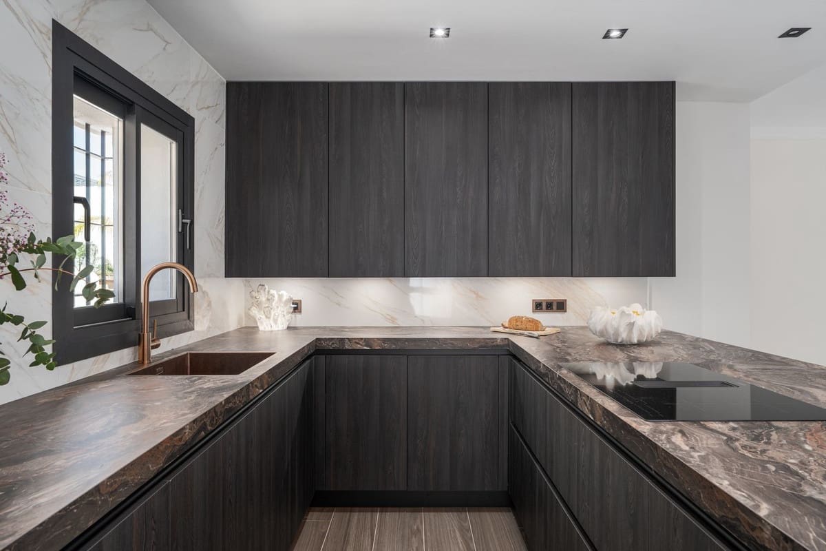 6 chambre Villa/Maison à vendre à Marbella avec piscine garage - 2 350 000 € (Ref: 9066328)