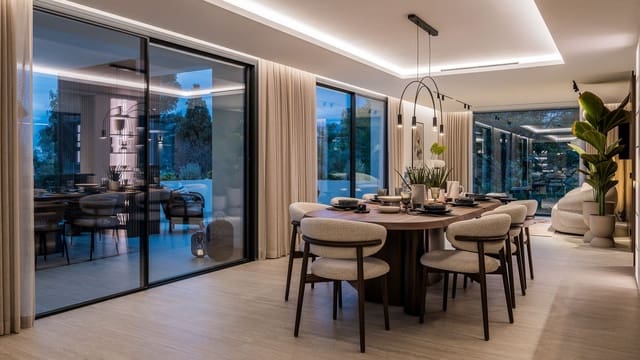 6 sypialnia Willa na sprzedaż w Marbella z basenem garażem - 3 975 000 € (Ref: 9074368)