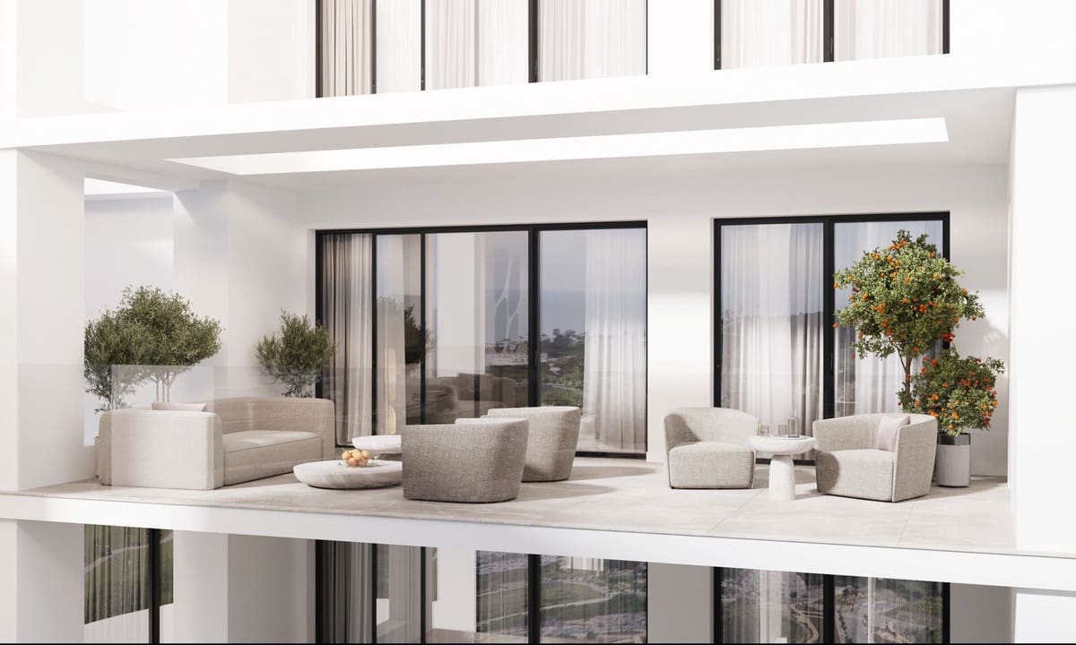 3 bedroom Penthouse for sale in Estepona with pool garage - € 850,000 (Ref: 9103374)