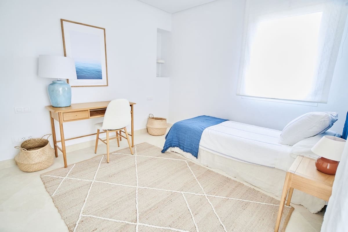 2 soveværelse Penthouse til salg i Marbella med swimmingpool garage - € 571.500 (Ref: 9107988)