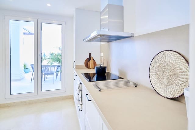 2 slaapkamer Penthouse te koop in Marbella met zwembad garage - € 571.500 (Ref: 9107988)