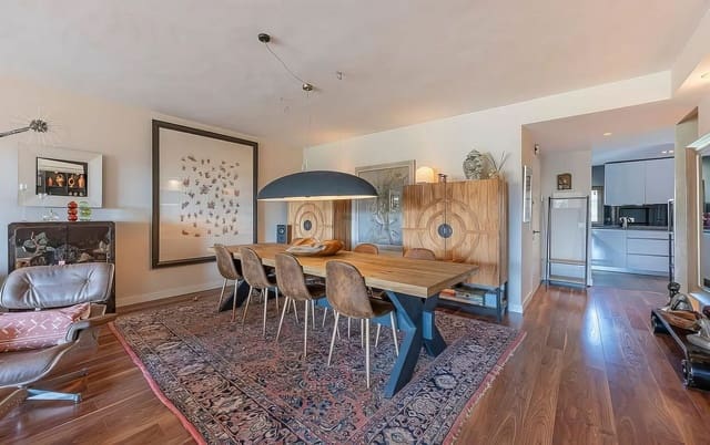 Ático de 3 habitaciones en New Golden Mile, Estepona en venta con piscina garaje - 880.000 € (Ref: 9161721)