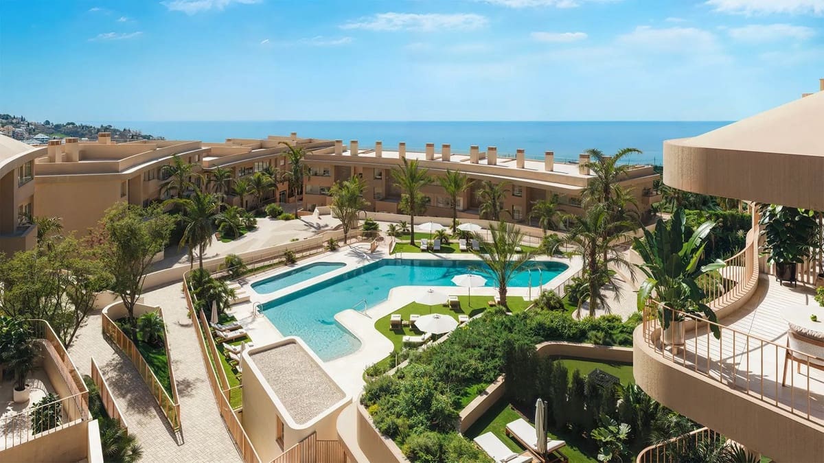 2 chambre Appartement à vendre à Fuengirola avec piscine garage - 449 000 € (Ref: 9273264)