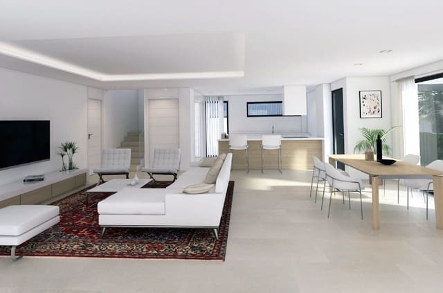 4 soverom Villa til salgs i La Duquesa / Puerto de la Duquesa, Manilva med svømmebasseng garasje - € 730 000 (Ref: 9293462)