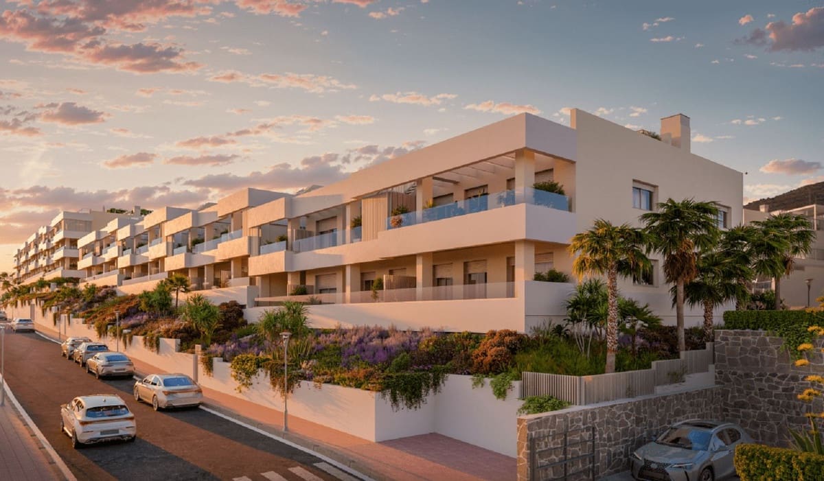 3 makuuhuone Kattohuoneisto myytävänä paikassa Benalmadena Costa mukana uima-altaan 
autotalli - 571 400 € (Ref: 9298837)
