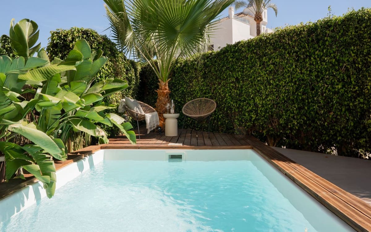 Casa de 4 habitaciones en Puerto Banus en venta con piscina garaje - 1.595.000 € (Ref: 9308841)