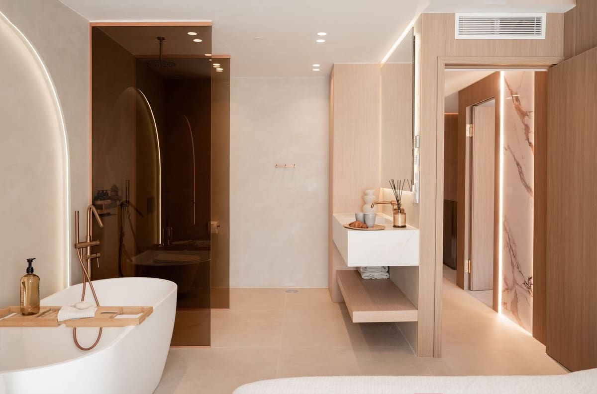 4 slaapkamer Huis te koop in Puerto Banus met zwembad garage - € 1.595.000 (Ref: 9308841)