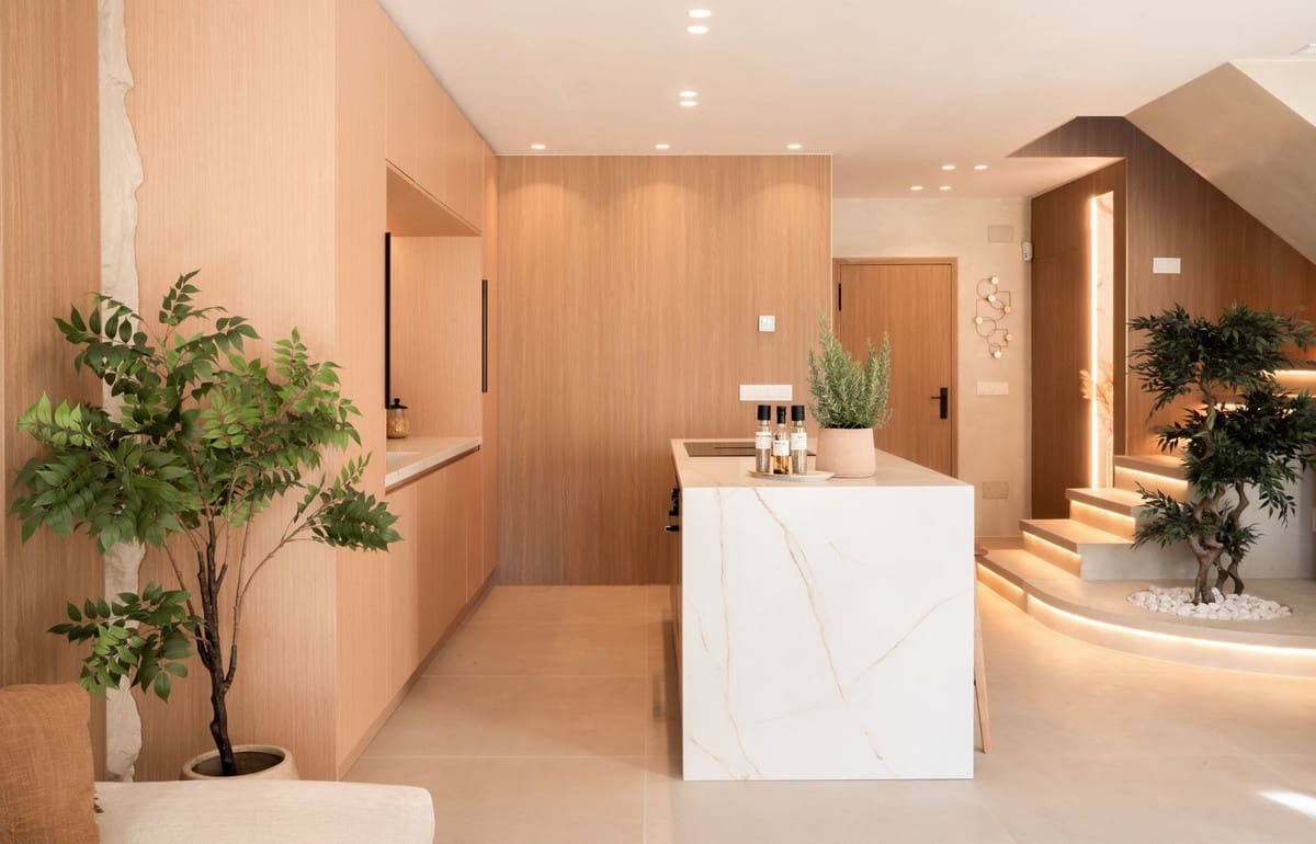 4 chambre Maison de Ville à vendre à Puerto Banus avec piscine garage - 1 595 000 € (Ref: 9308841)