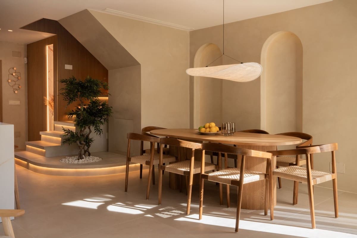 4 chambre Maison de Ville à vendre à Puerto Banus avec piscine garage - 1 595 000 € (Ref: 9308841)
