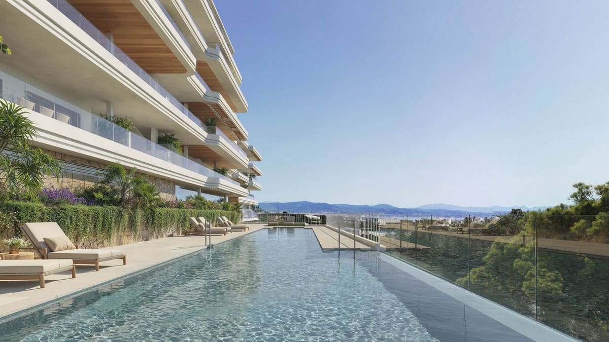 2 soveværelse Penthouse til salg i Torremolinos med swimmingpool garage - € 640.000 (Ref: 9328671)