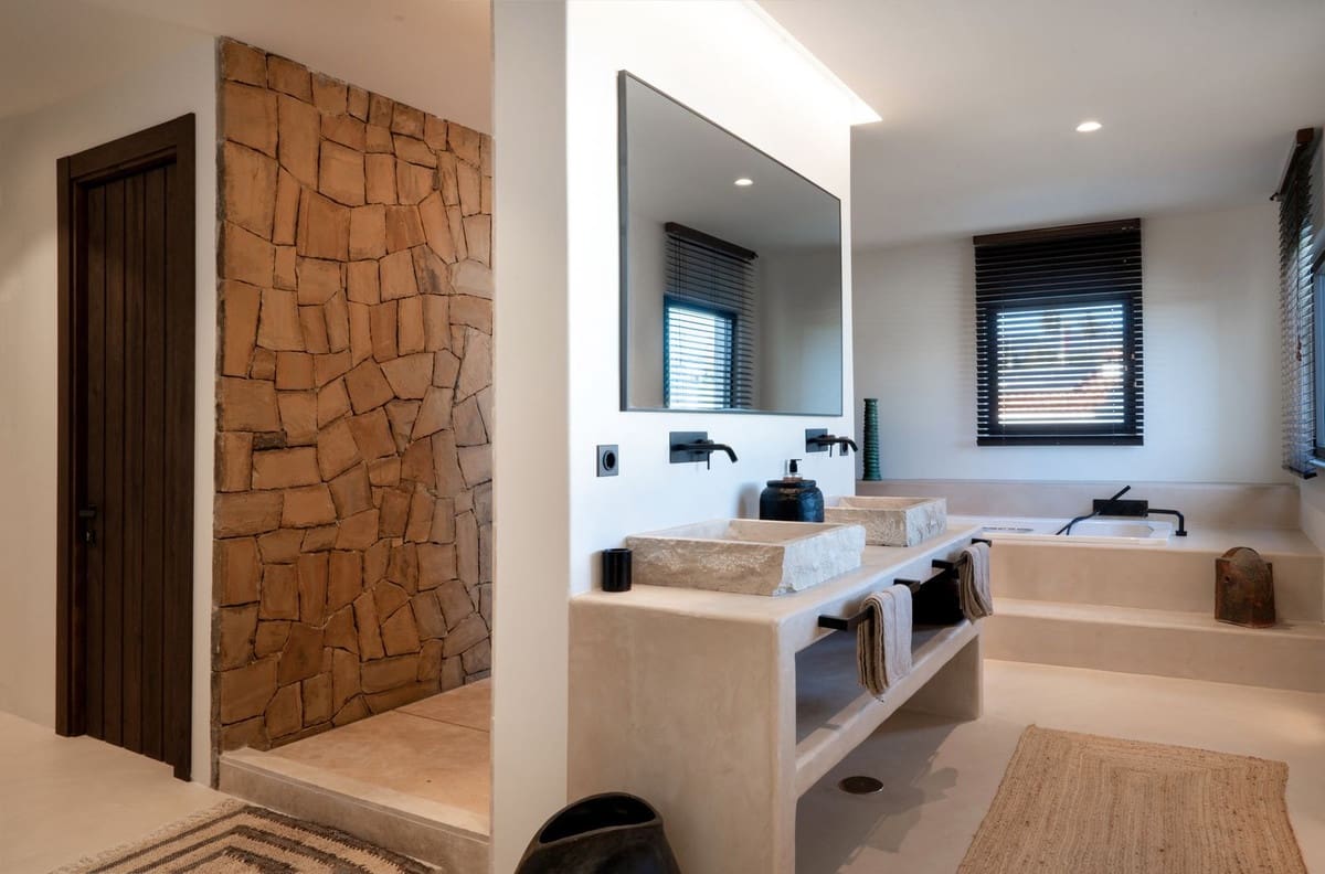 5 slaapkamer Villa te koop in New Golden Mile met zwembad garage - € 3.970.000 (Ref: 9339244)