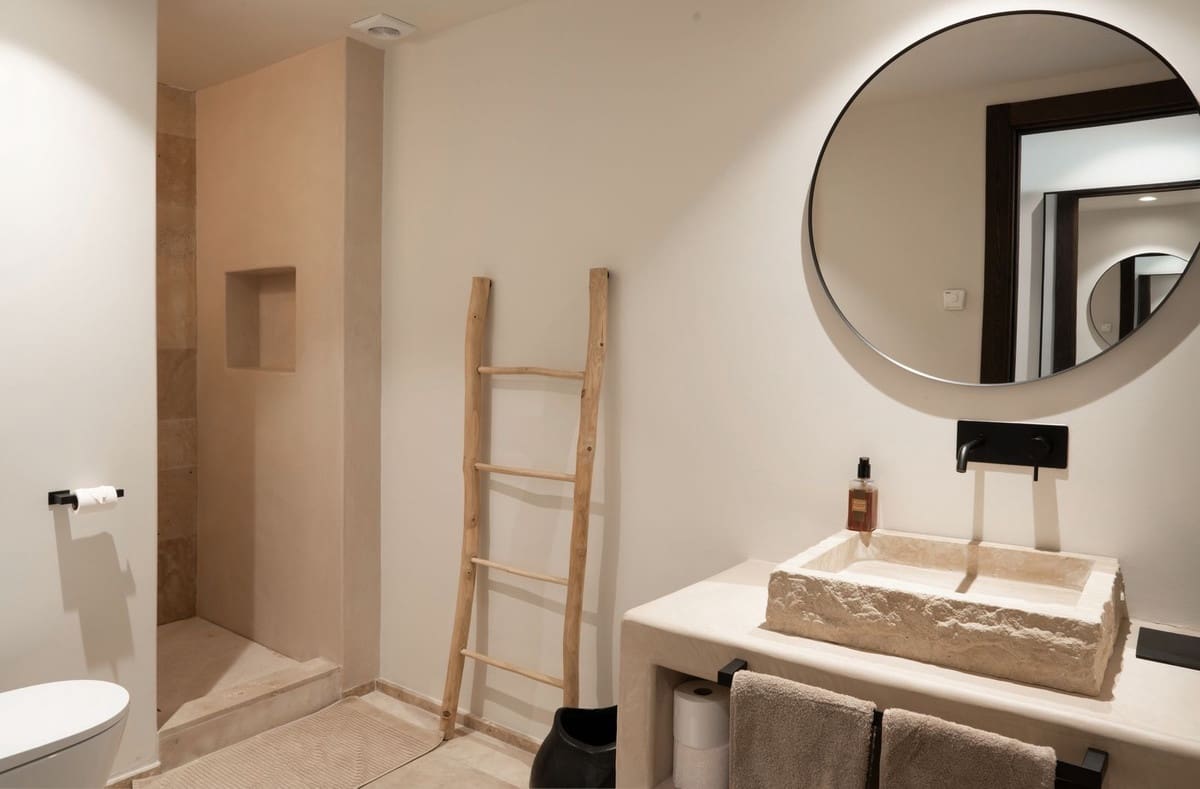 5 slaapkamer Villa te koop in New Golden Mile met zwembad garage - € 3.970.000 (Ref: 9339244)