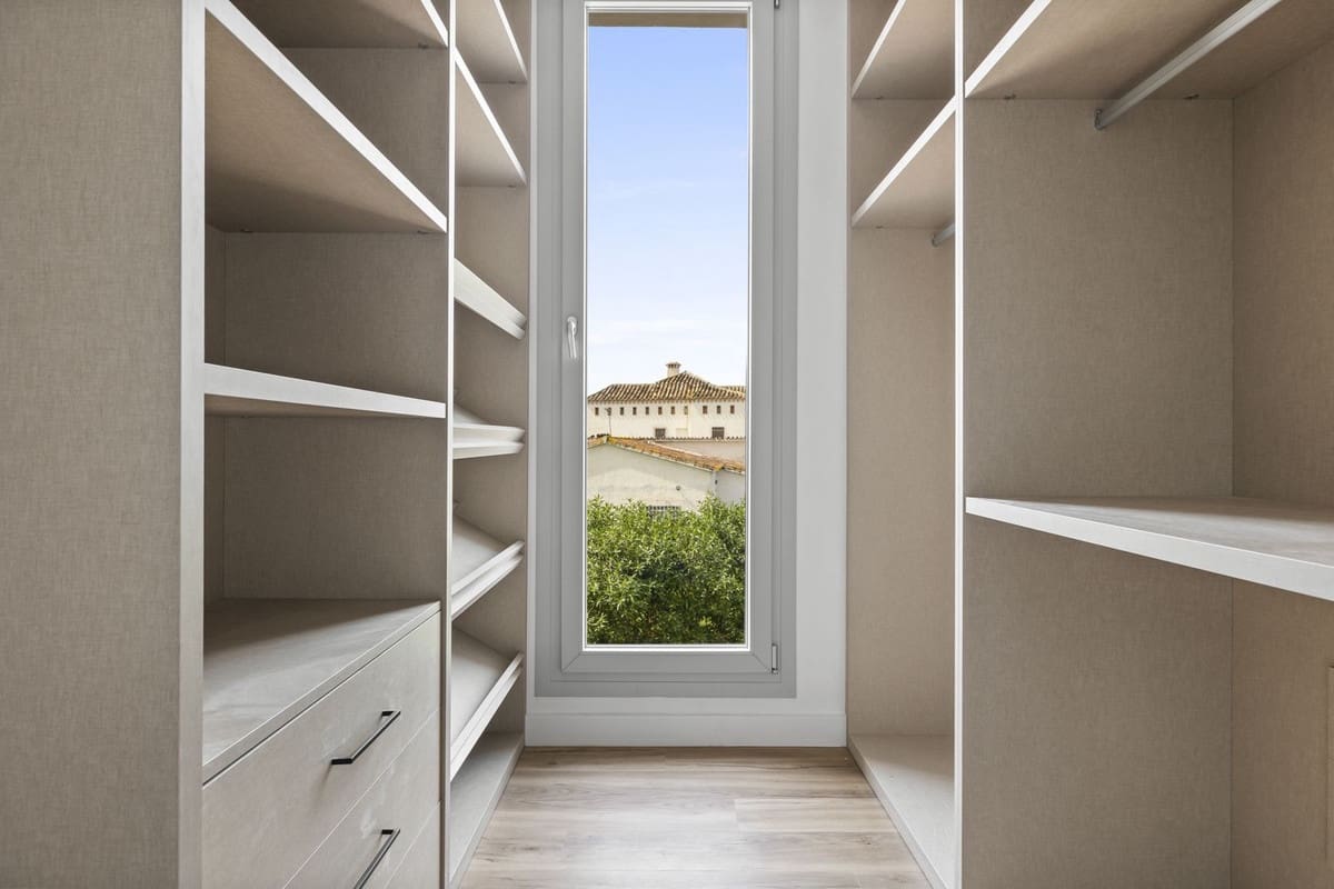 5 sypialnia Willa na sprzedaż w San Pedro de Alcantara z basenem garażem - 2 950 000 € (Ref: 9345198)