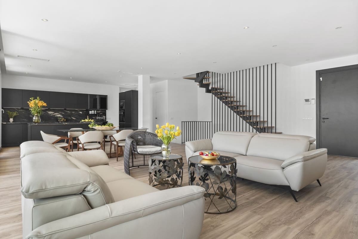 5 sypialnia Willa na sprzedaż w San Pedro de Alcantara z basenem garażem - 2 950 000 € (Ref: 9345198)