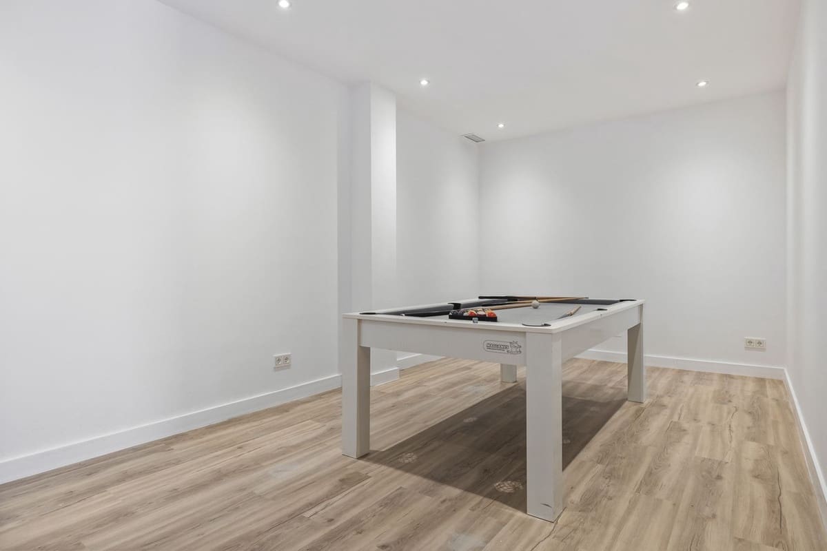 5 sypialnia Willa na sprzedaż w San Pedro de Alcantara z basenem garażem - 2 950 000 € (Ref: 9345198)