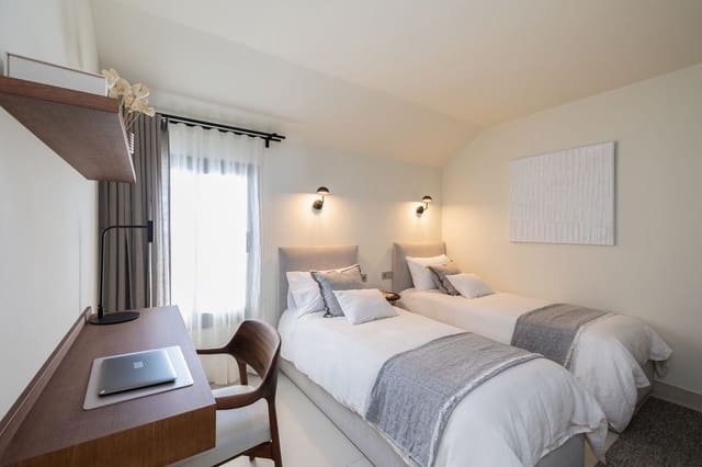 2 quarto Apartamento para venda em Fuengirola com piscina garagem - 725 000 € (Ref: 9403117)