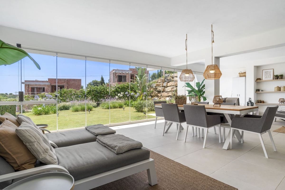 2 quarto Apartamento para venda em Estepona com piscina garagem - 495 000 € (Ref: 9468966)