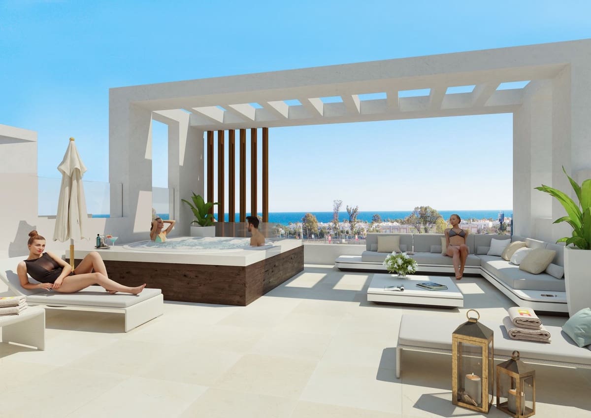 Casa de 3 habitaciones en Mijas Costa en venta con piscina garaje - 1.119.950 € (Ref: 9495410)