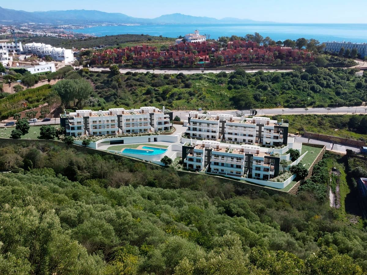 2 bedroom Penthouse for sale in Manilva with pool garage - € 440,581 (Ref: 9496501)