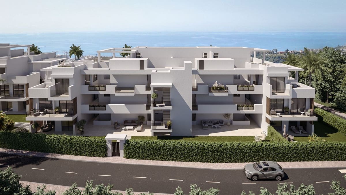 3 chambre Appartement à vendre à Estepona avec piscine garage - 810 000 € (Ref: 9565708)